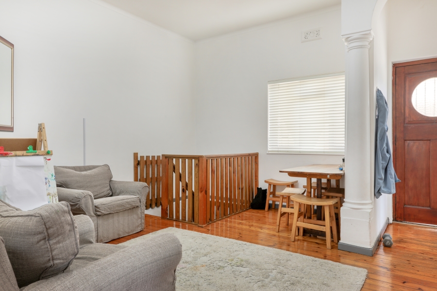 To Let 2 Bedroom Property for Rent in Green Point Western Cape